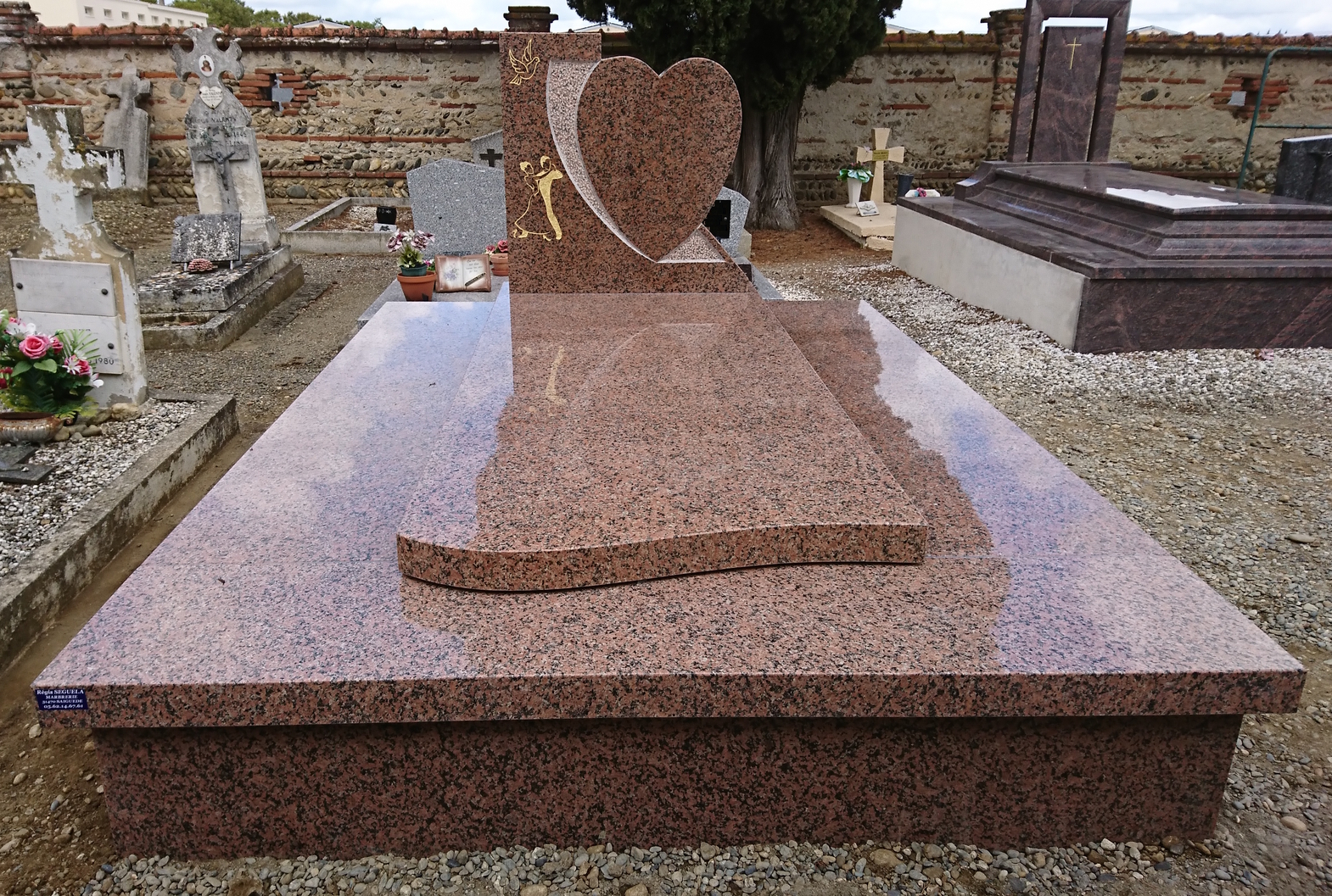 Monument funéraire